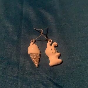 Fashion jewelry earrings